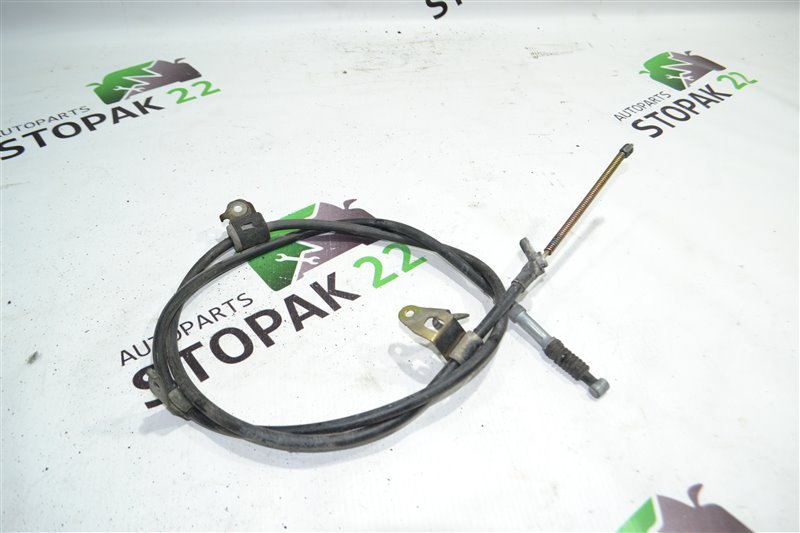 Трос ручника Toyota Corolla NZE121 1NZ 2002 задний правый (б/у) Трос ручника Toyota Corolla NZE121 1NZ 2002 задний правый (б/у)