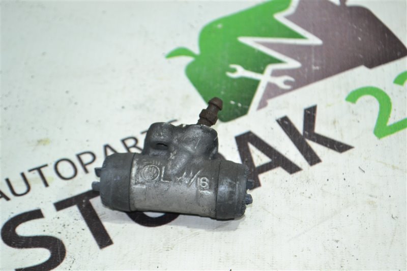 Рабочий тормозной цилиндр Toyota Corolla NZE121 1NZ 2004 задний левый (б/у) Рабочий тормозной цилиндр Toyota Corolla NZE121 1NZ 2004 задний левый (б/у)