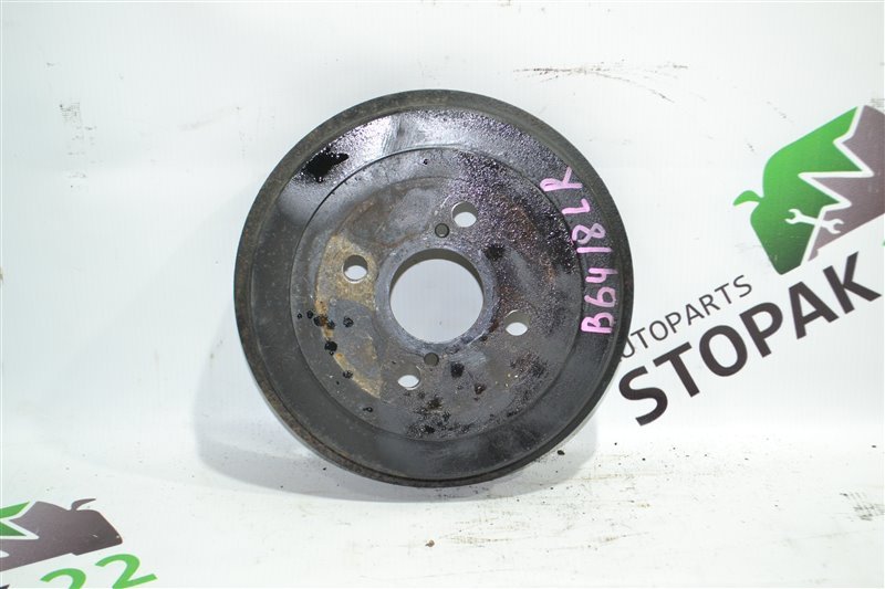 Тормозной барабан Toyota Fielder NZE124 1NZ-FE 2005 задний (б/у) Тормозной барабан Toyota Fielder NZE124 1NZ-FE 2005 задний (б/у)