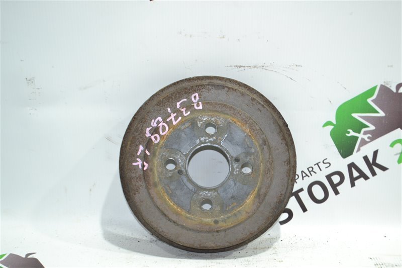 Тормозной барабан Toyota Corolla NZE121 1NZ 2004 задний (б/у) Тормозной барабан Toyota Corolla NZE121 1NZ 2004 задний (б/у)