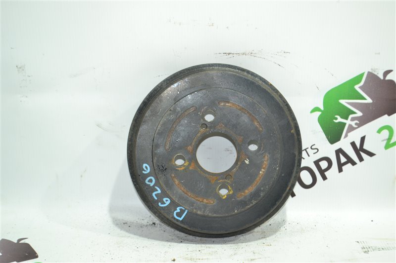 Тормозной барабан Toyota Corolla NZE121 1NZ 2002 задний (б/у) Тормозной барабан Toyota Corolla NZE121 1NZ 2002 задний (б/у)