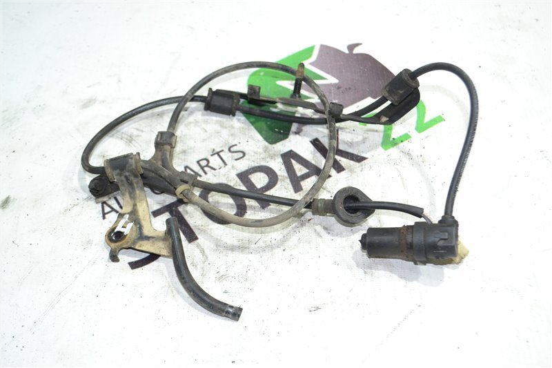 Датчик abs Toyota Fielder NZE124 1NZ-FE 2005 задний левый (б/у) Датчик abs Toyota Fielder NZE124 1NZ-FE 2005 задний левый (б/у)