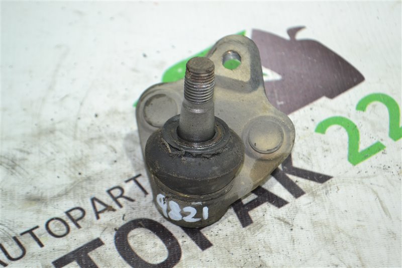 Шаровая опора Toyota Fielder NZE121 1NZ 2002 (б/у)