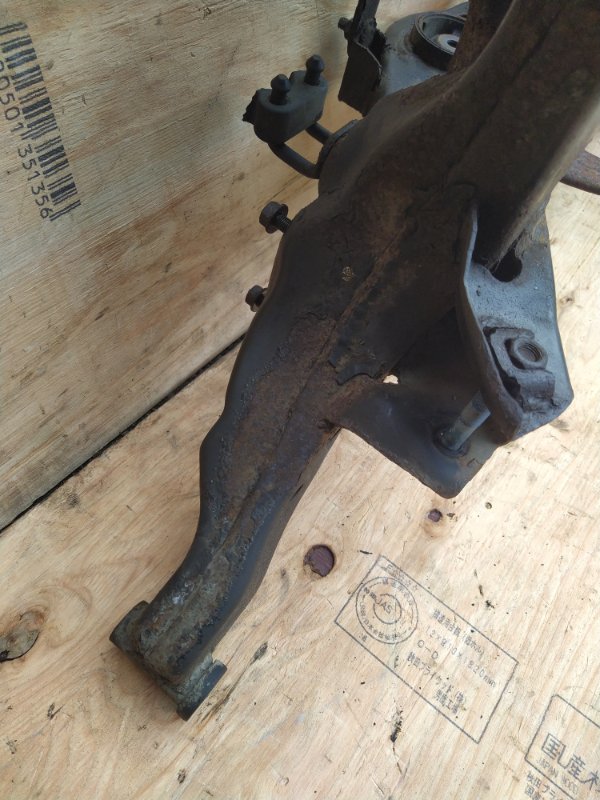 Балка поперечная задняя Nissan X-Trail TNT31 QR25 2008 (б/у) Балка поперечная задняя Nissan X-Trail TNT31 QR25 2008 (б/у)