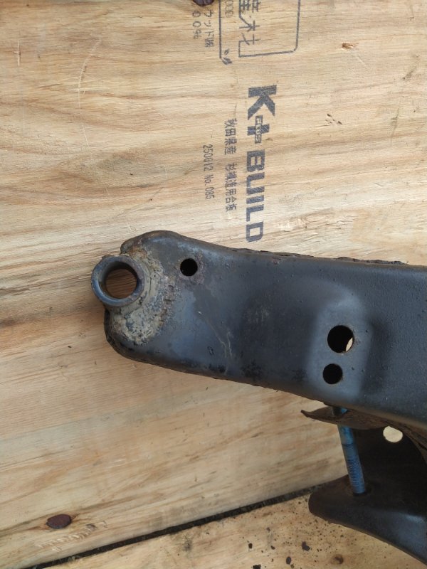 Балка поперечная задняя Nissan X-Trail TNT31 QR25 2008 (б/у) Балка поперечная задняя Nissan X-Trail TNT31 QR25 2008 (б/у)