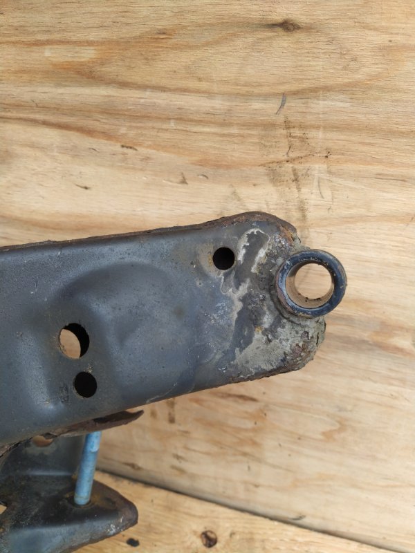 Балка поперечная задняя Nissan X-Trail TNT31 QR25 2008 (б/у) Балка поперечная задняя Nissan X-Trail TNT31 QR25 2008 (б/у)