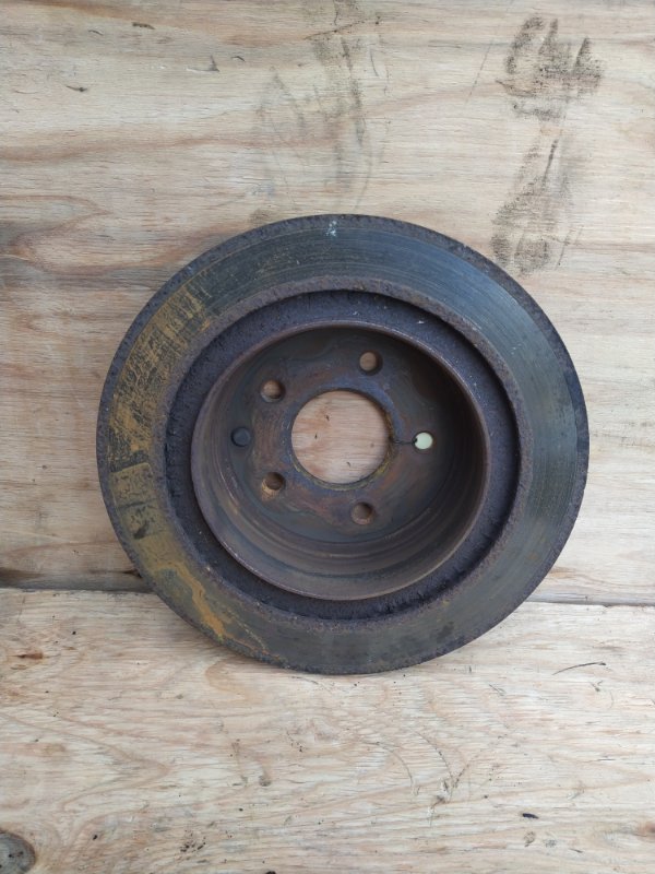 Тормозной диск Nissan X-Trail TNT31 QR25 2008 задний (б/у) Тормозной диск Nissan X-Trail TNT31 QR25 2008 задний (б/у)