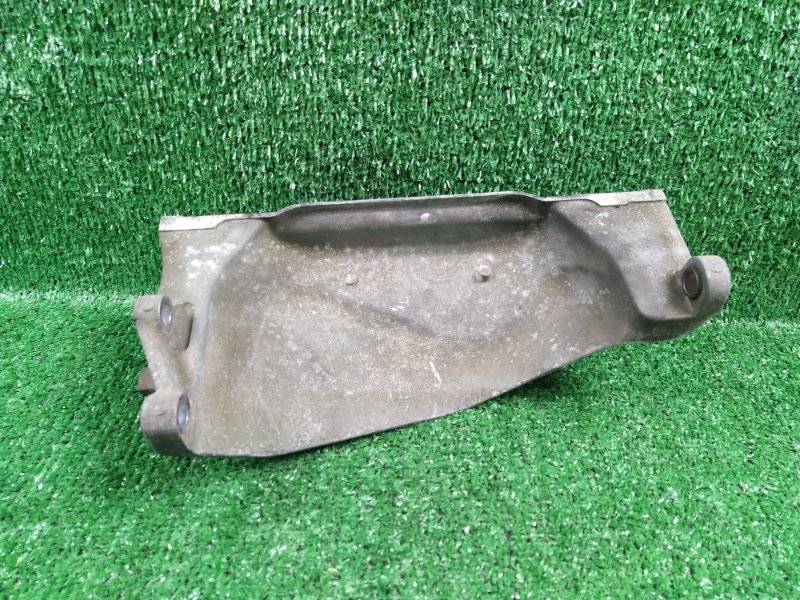 Кожух маховика Toyota Vista Ardeo SV50 3S-FSE 1999 (б/у) Кожух маховика Toyota Vista Ardeo SV50 3S-FSE 1999 (б/у)