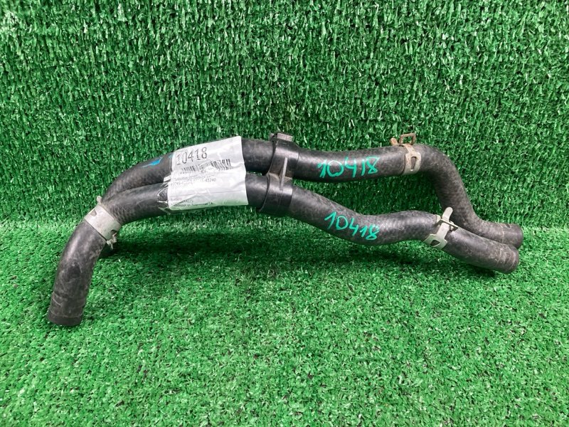 Патрубок печки Toyota Kluger MCU25 1MZ (б/у) Патрубок печки Toyota Kluger MCU25 1MZ (б/у)