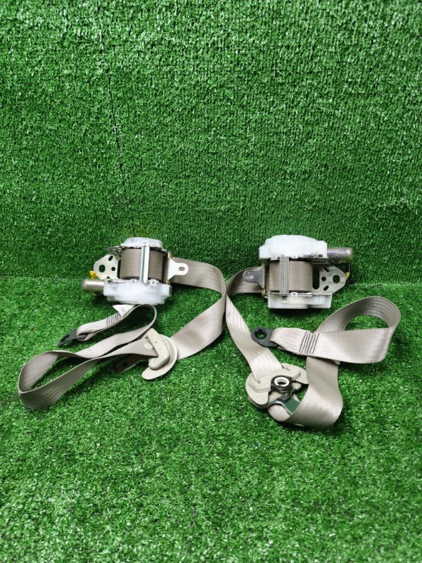 Ремень безопасности Toyota Camry ACV40 2AZFE 2006 передний (б/у)