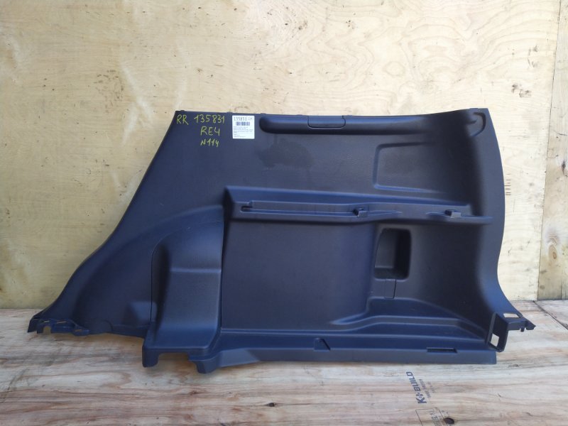 Обшивка багажника Honda CR-V RE4 K24A 2007 задняя правая (б/у)