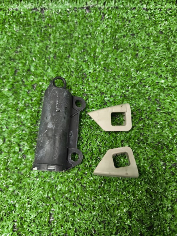 Демпфер бардачка Toyota Camry ACV40 2AZ-FE 2006 (б/у) Демпфер бардачка Toyota Camry ACV40 2AZ-FE 2006 (б/у)