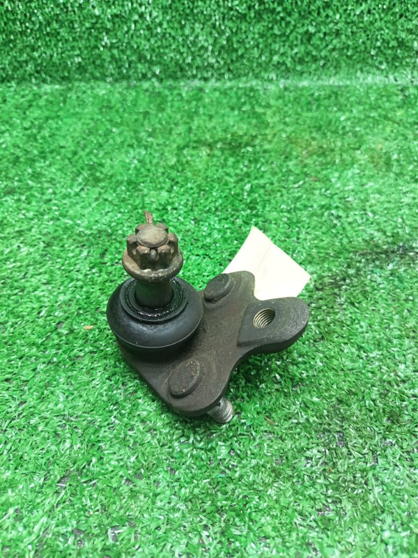 Шаровая опора Toyota Ipsum SXM10 (б/у)