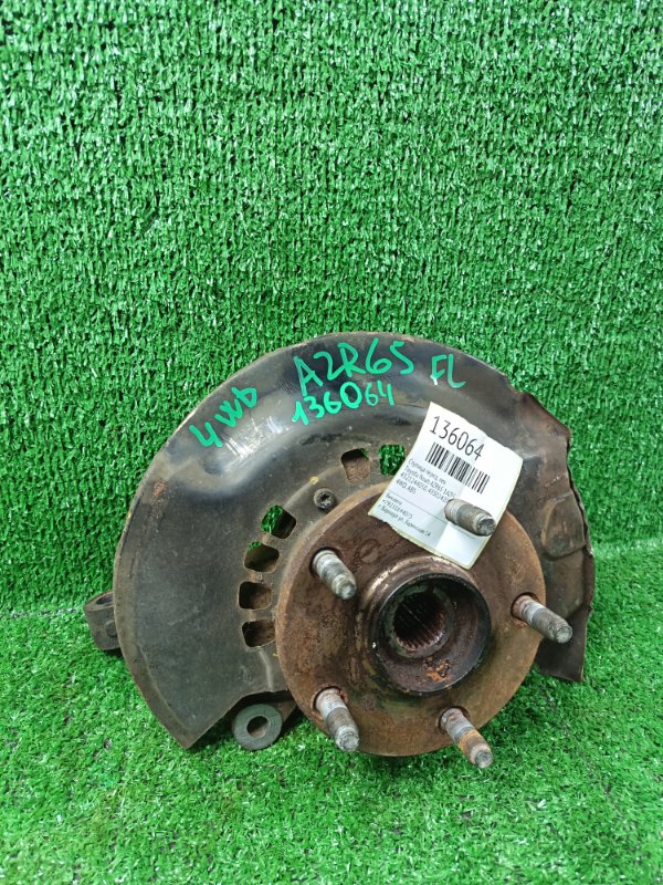 Ступица Toyota Noah AZR65 1AZFE передняя левая (б/у)