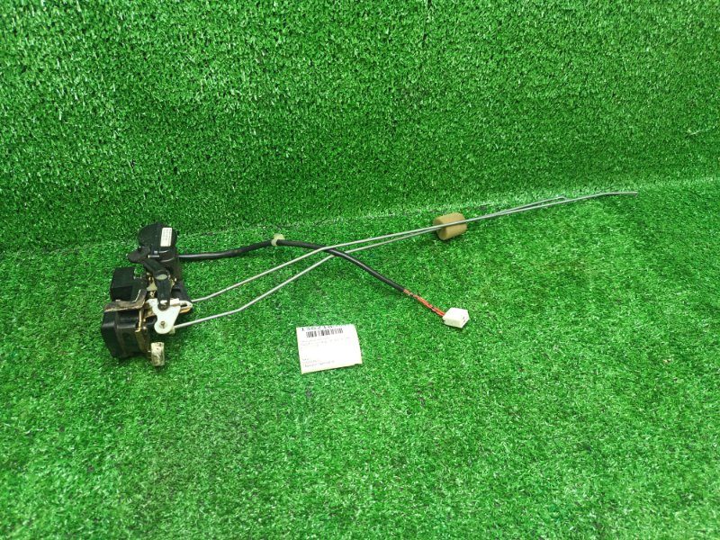 Замок двери Mazda Familia S-Wagon BJ5W ZLDE 1998 задний правый (б/у)