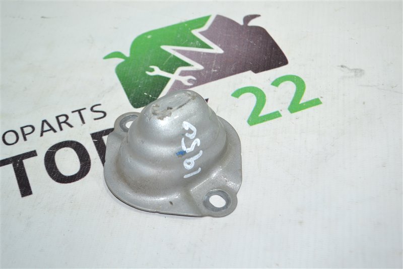 Кронштейн бампера Toyota Runx NZE121 2001 задний (б/у)