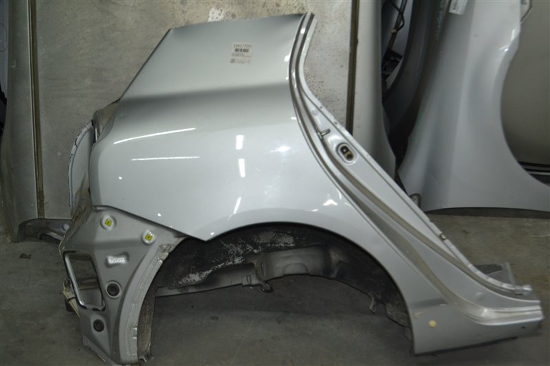 Крыло Toyota Runx NZE121 2001 заднее правое (б/у)