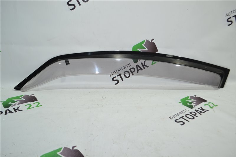 Ветровик Toyota Corolla Spacio NZE/ZZE121/122/124 1NZ/1ZZ 2000 передний левый (б/у)