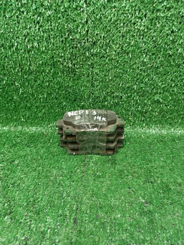 Тормозные колодки Toyota Platz NCP12 1NZ переднее (б/у)