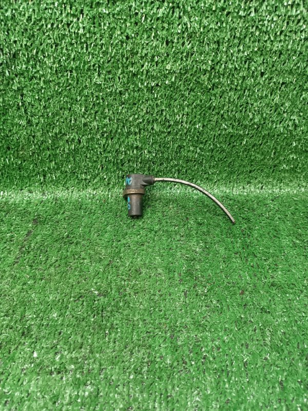 Датчик abs Nissan Tino HV10 передний правый (б/у)