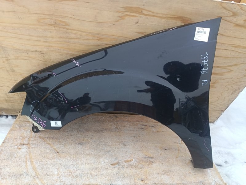 Крыло Mitsubishi Outlander CW5W переднее левое (б/у)