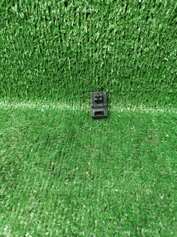 Крепление бампера Nissan Sunny FB15 переднее (б/у)