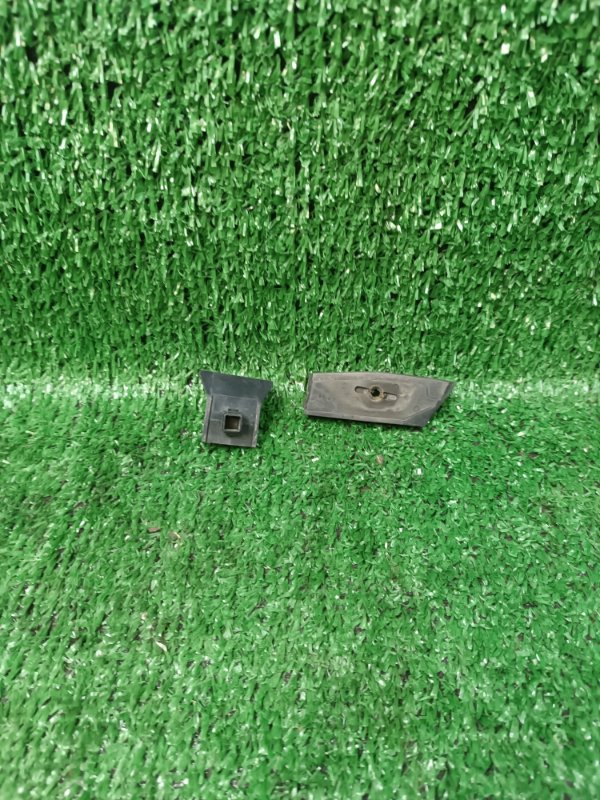 Крепление бампера Toyota Carina AT211 переднее левое (б/у)