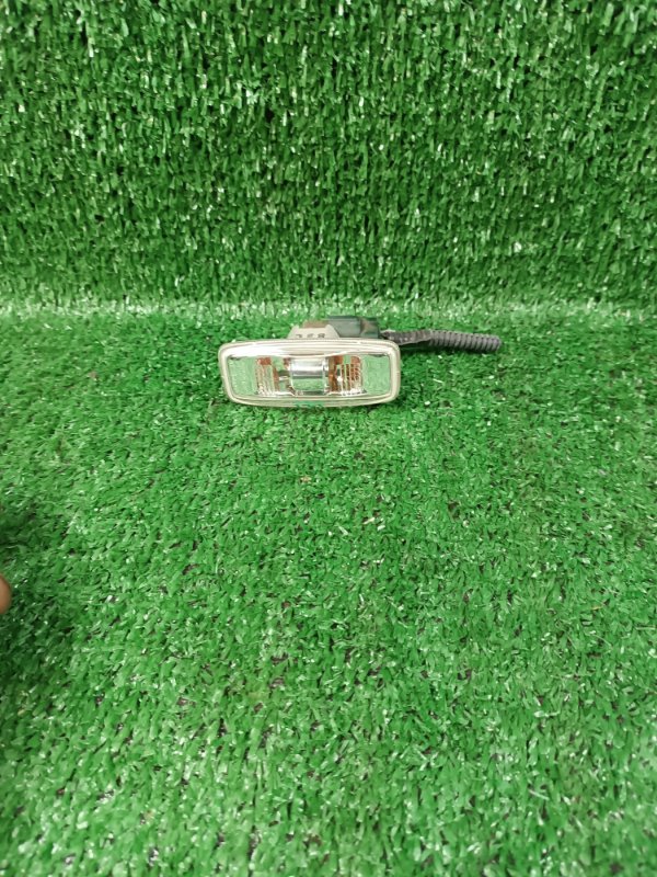 Повторитель в крыло Nissan Teana J31 (б/у)