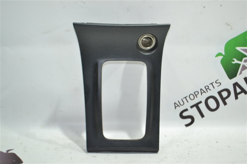 Консоль кпп Toyota Fielder NZE121 2003 (б/у)