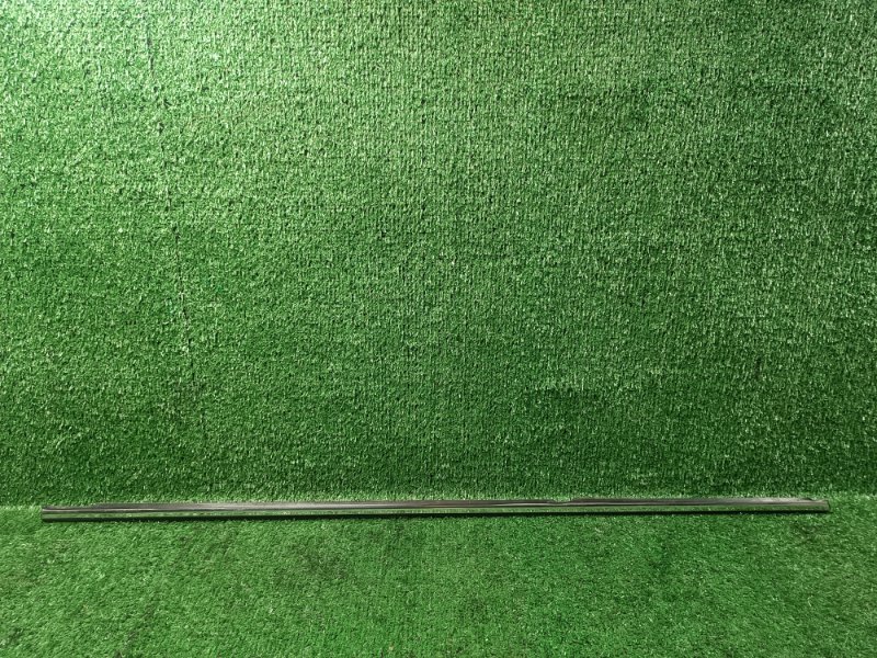 Молдинг стекла Toyota Corona Premio ST210 3S-FSE 2000 задний левый (б/у)