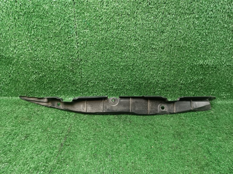 Защита крыла Mitsubishi Outlander CW5W передняя правая (б/у)