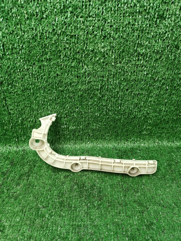 Крепление бампера Mitsubishi Outlander CW5W переднее левое (б/у)