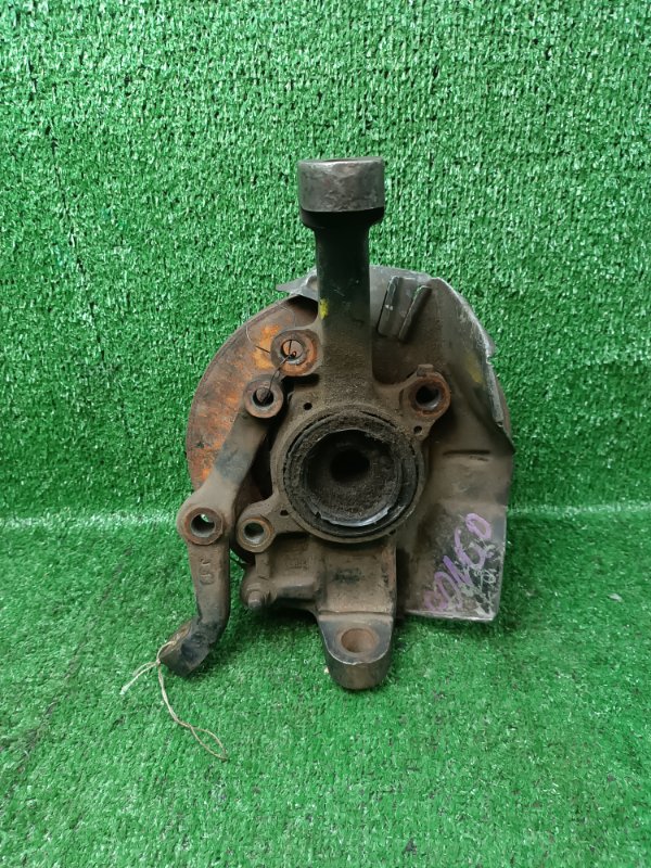 Ступица Mazda Bongo SSF8 передняя левая (б/у)