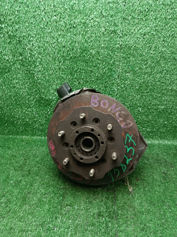 Ступица Mazda Bongo SSF8 передняя правая (б/у)