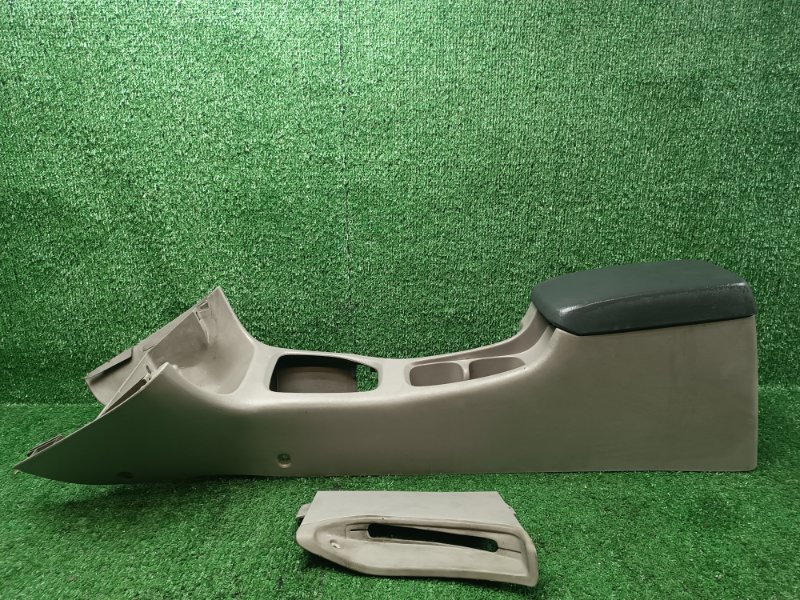 Бардачок между сиденьями Toyota Caldina CT216 3CTE 1997 (б/у)