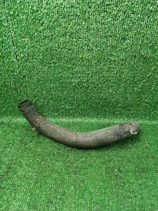 Патрубок радиатора нижний Suzuki Escudo TL52W J20A 2004 (б/у)