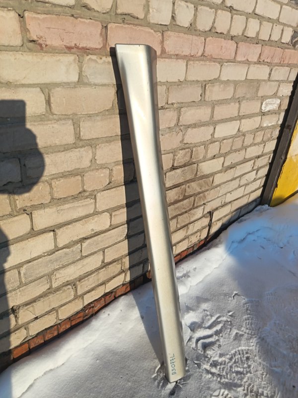 Накладка на порог Suzuki Escudo TL52W J20A 2004 левая (б/у)