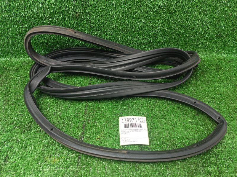 Уплотнительная резинка двери Nissan X-Trail NT30 QR20DE 2001 передняя левая (б/у)