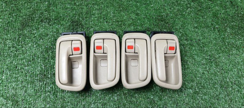 Ручка двери внутренняя Toyota Vista Ardeo SV50 3S-FSE 1999 (б/у)