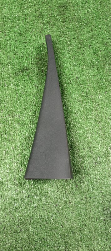 Уголок Toyota Wish ZGE21 3ZR-FAE 2009 задний правый (б/у)