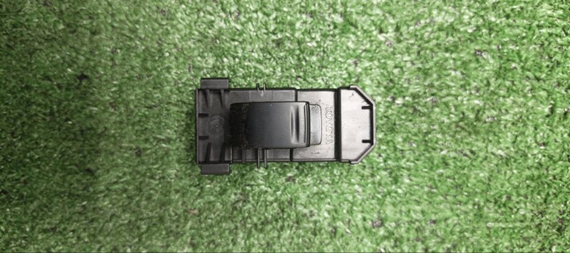 Кнопка стеклоподъемника Toyota Vista Ardeo SV50 3S-FSE 1999 передняя левая (б/у)
