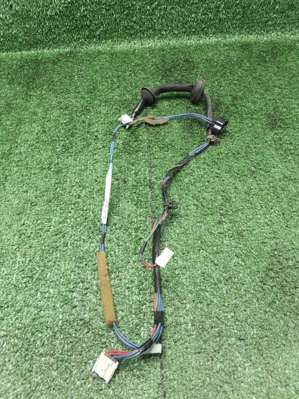 Проводка двери Toyota Corona Premio AT210 4A-FE 2000 задняя правая (б/у)
