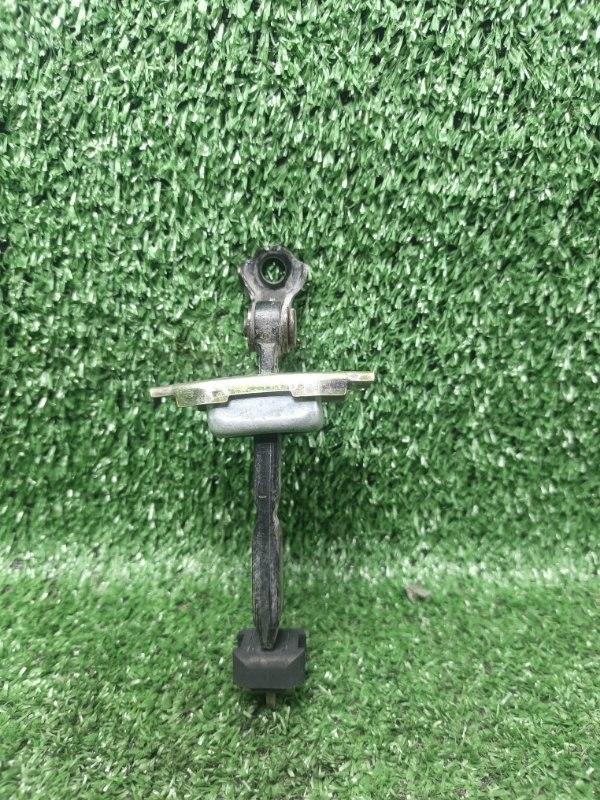 Ограничитель двери Toyota Premio ZZT240 1ZZ-FE 2003 передний правый (б/у)