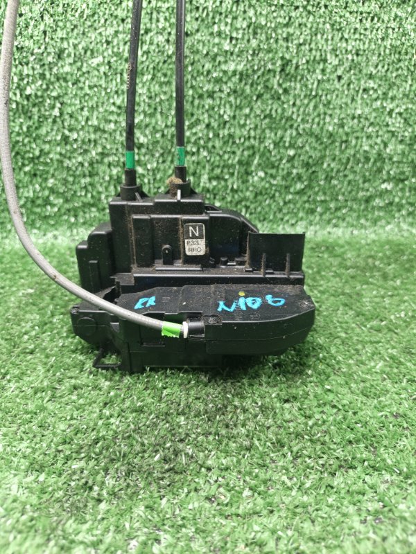 Замок двери Nissan Dualis NJ10 MR20DE 2007 задний правый (б/у)