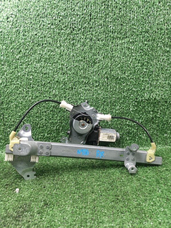 Стеклоподъемник Nissan Dualis NJ10 MR20DE 2007 задний правый (б/у)