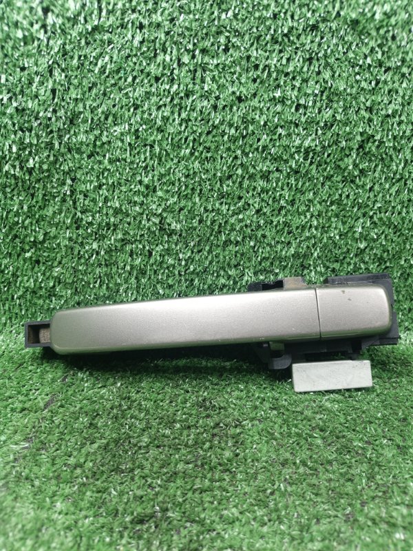 Ручка двери внешняя Nissan Dualis NJ10 MR20DE 2007 задняя правая (б/у)