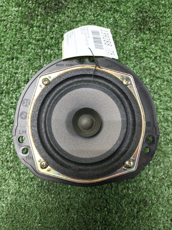 Динамик Subaru Forester SF5 EJ201 2001 задний правый (б/у)