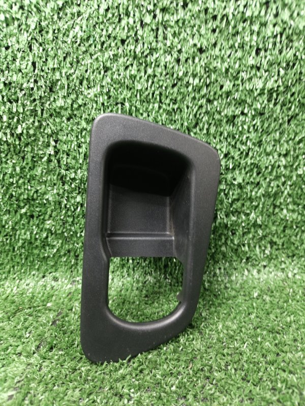 Накладка на ручку двери внутренняя Nissan Dualis NJ10 MR20DE 2007 задняя левая (б/у)