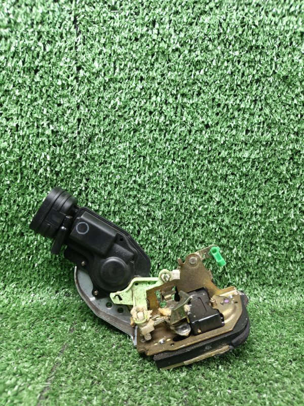 Замок двери Toyota Carina AT212 5AFE 1998 задний левый (б/у)