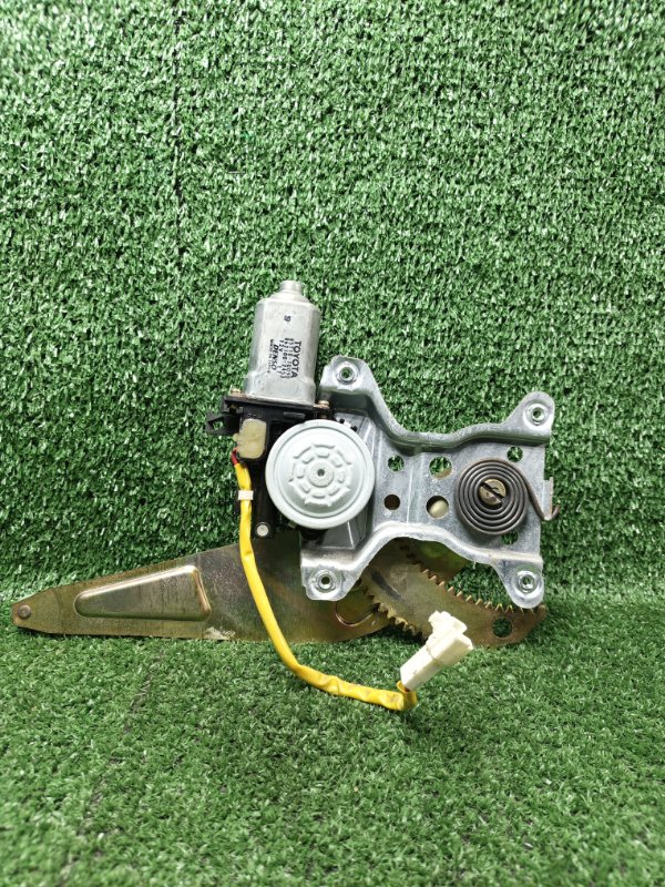 Стеклоподъемник Toyota Carina AT212 5AFE 1998 задний левый (б/у)